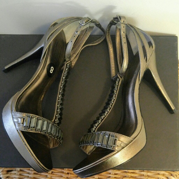 🔥Pelle Moda Sparkly Heels!🔥 - Picture 3 of 8